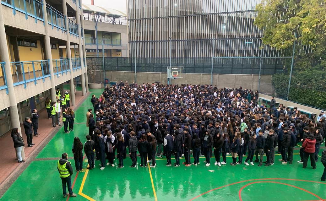 Ejecución de simulacro por sismo